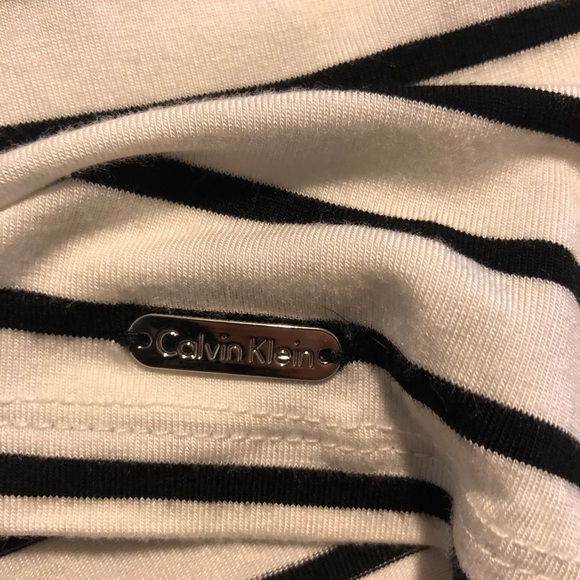 Calvin Klein Flowy Striped Top - Picture 4 of 5
